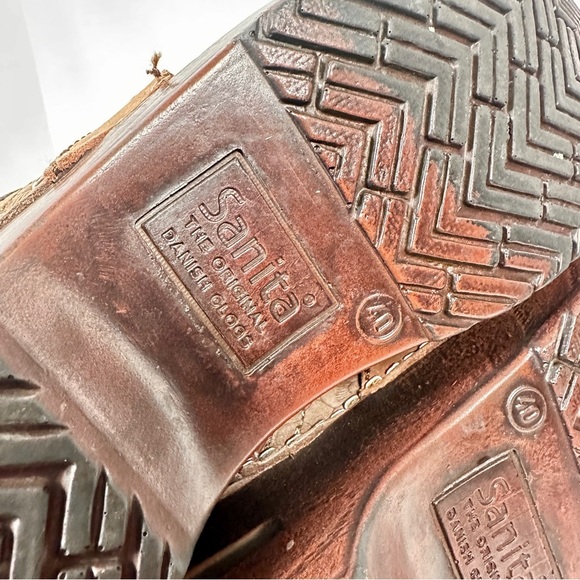 Sanita Embossed Leather Clogs Floral Tooled Brown EU 40 / US 9.5–10 - Picture 7 of 9